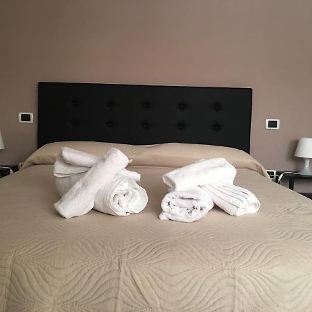 La Corte Del Re Borbone Bed & Breakfast Caserta Exterior photo